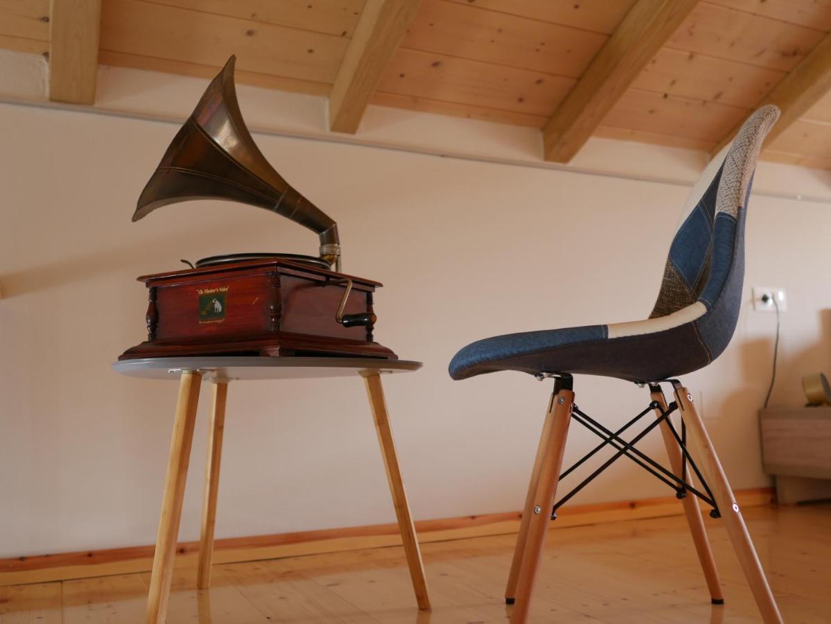 Th Studio Apartment